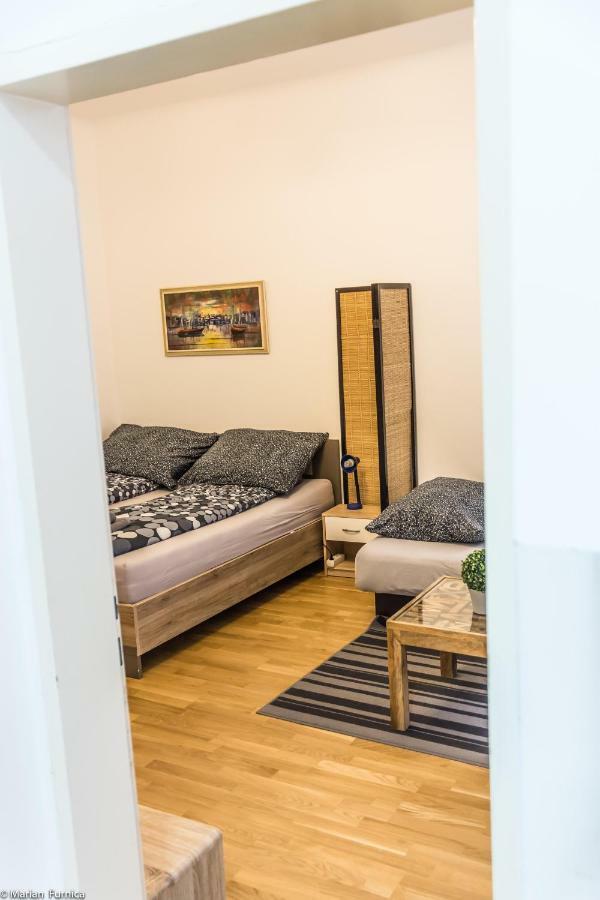 Ferienwohnung Gorgeous Flat Only 15 Min To Center Wien Exterior foto