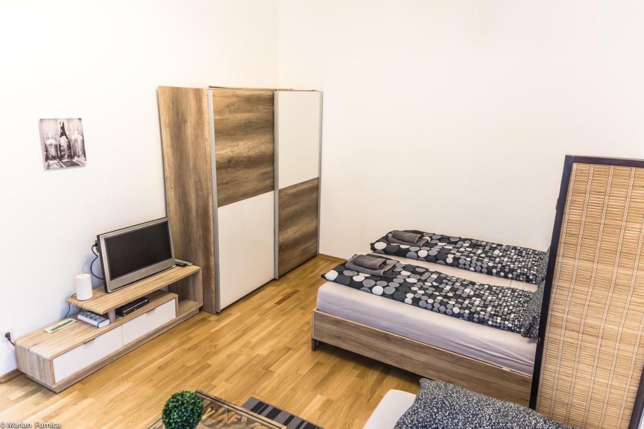 Ferienwohnung Gorgeous Flat Only 15 Min To Center Wien Exterior foto